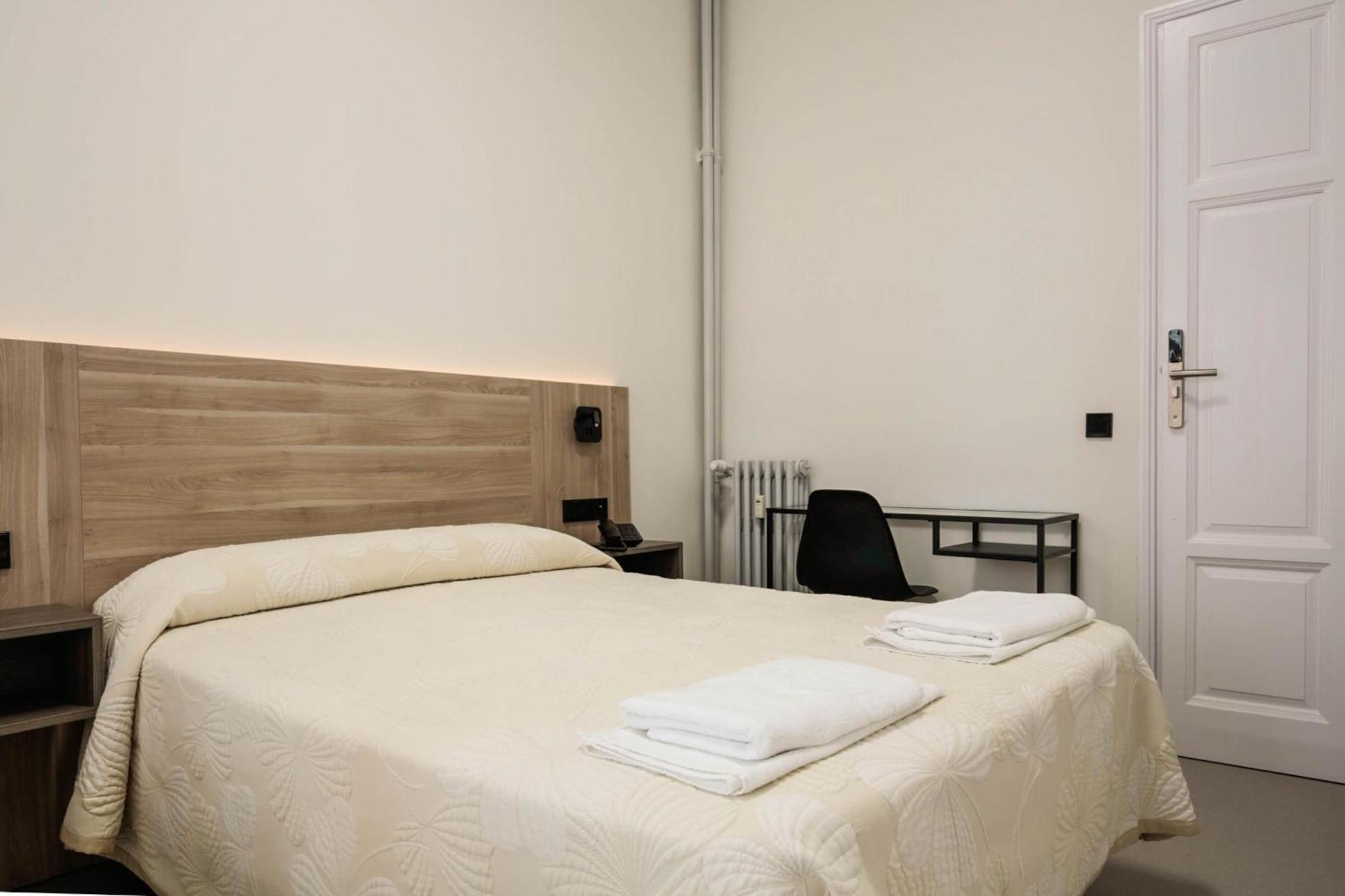 Hostal Excelsior Μαδρίτη Εξωτερικό φωτογραφία