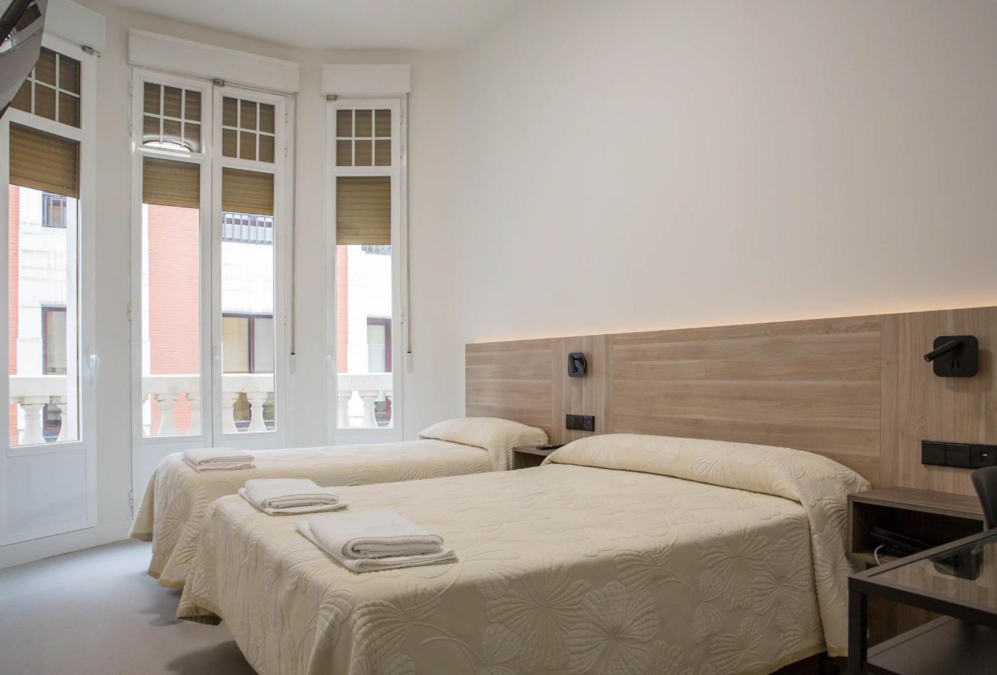 Hostal Excelsior Μαδρίτη Εξωτερικό φωτογραφία