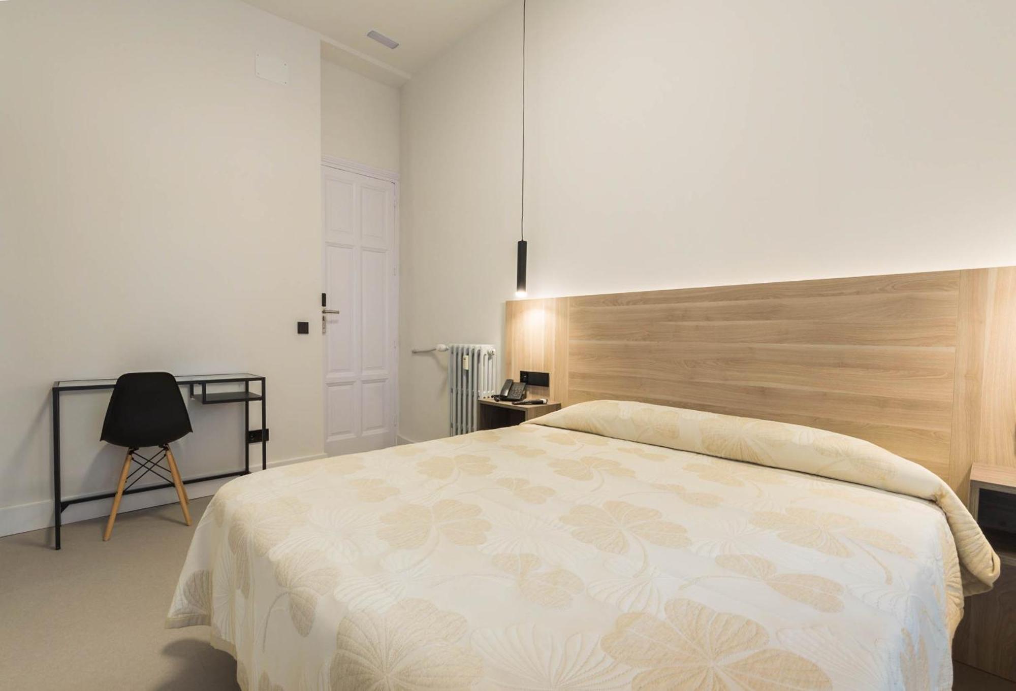 Hostal Excelsior Μαδρίτη Εξωτερικό φωτογραφία