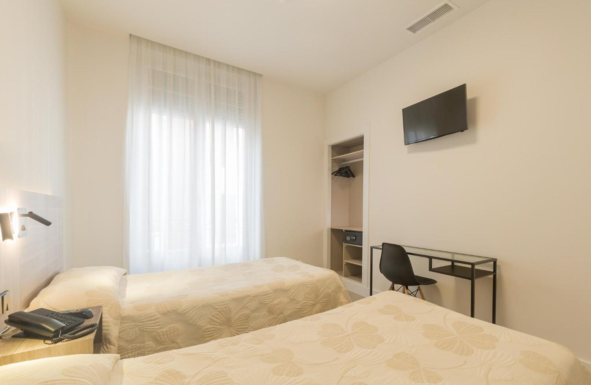 Hostal Excelsior Μαδρίτη Εξωτερικό φωτογραφία