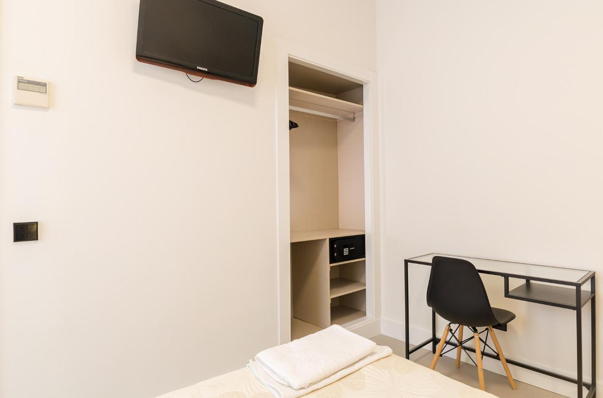 Hostal Excelsior Μαδρίτη Εξωτερικό φωτογραφία